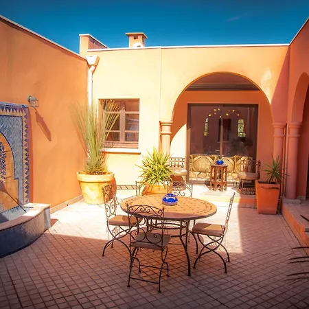 Agdz, 2 Couple Only Au Village Naturiste Apartment