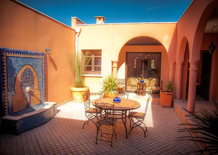 Agde, 2 Couple Only Au Village Naturiste Riad
